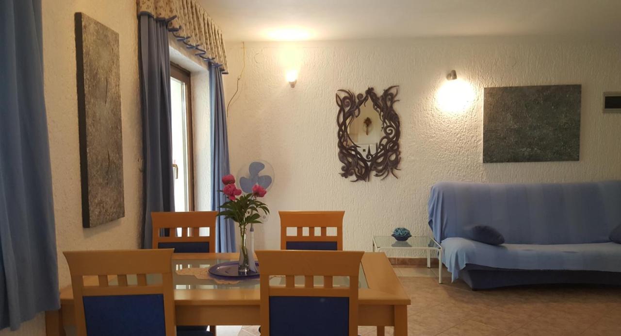 Apartments Coki Funtana Dış mekan fotoğraf