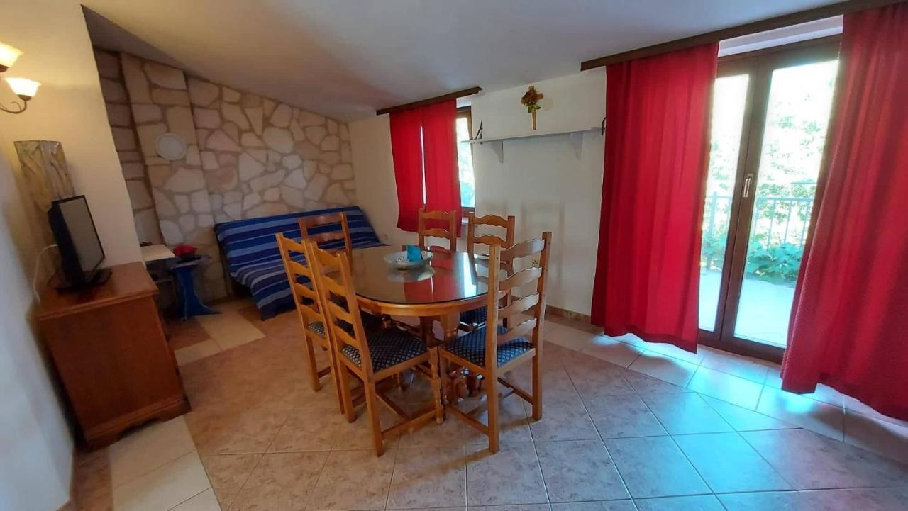 Apartments Coki Funtana Dış mekan fotoğraf