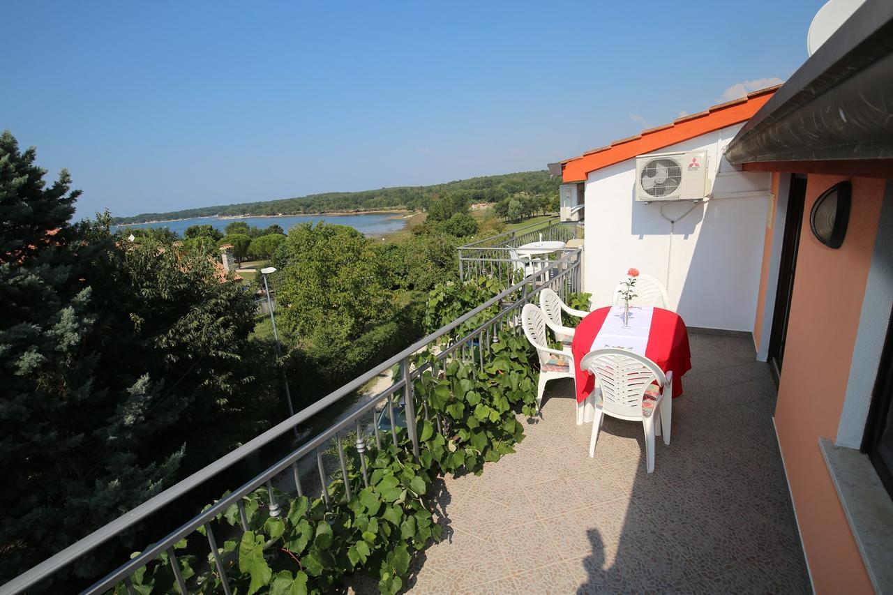 Apartments Coki Funtana Dış mekan fotoğraf