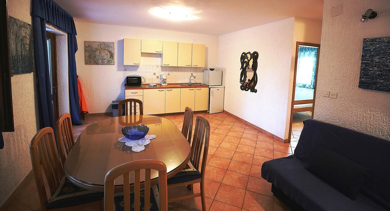 Apartments Coki Funtana Dış mekan fotoğraf