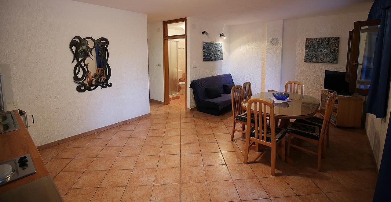 Apartments Coki Funtana Dış mekan fotoğraf