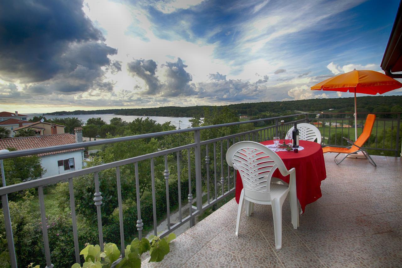 Apartments Coki Funtana Dış mekan fotoğraf
